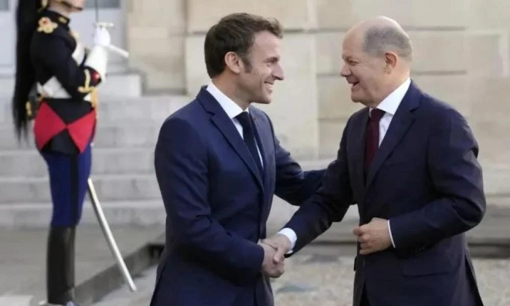 Financial Times: Σολτς και Μακρόν υπογραμμίζουν την ανάγκη μεταρρυθμίσεων στην ΕΕ